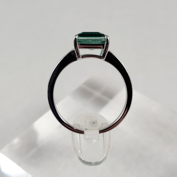 Sterling 3ct Natural Emerald Ring - Picture 4 of 11